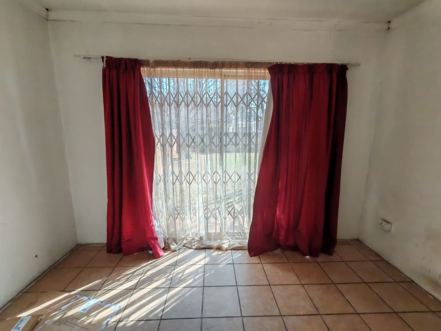 3 Bedroom Property for Sale in Roodia Free State